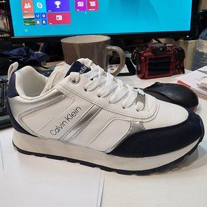 Calvin Klein brand new women sneakers 5.5 US